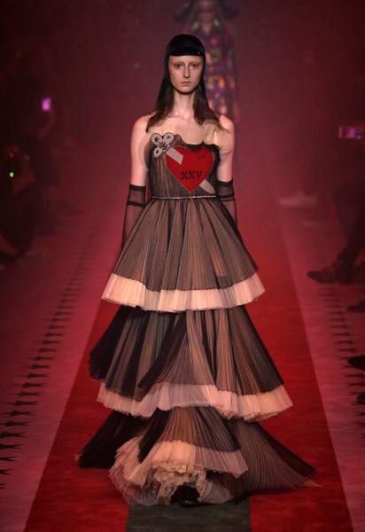 Коллекция Gucci прет-а-порте сезона весна-лето 2017 / © East News