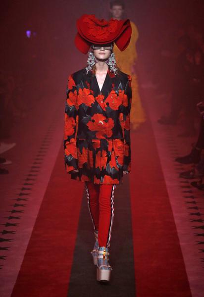 Коллекция Gucci прет-а-порте сезона весна-лето 2017 / © East News