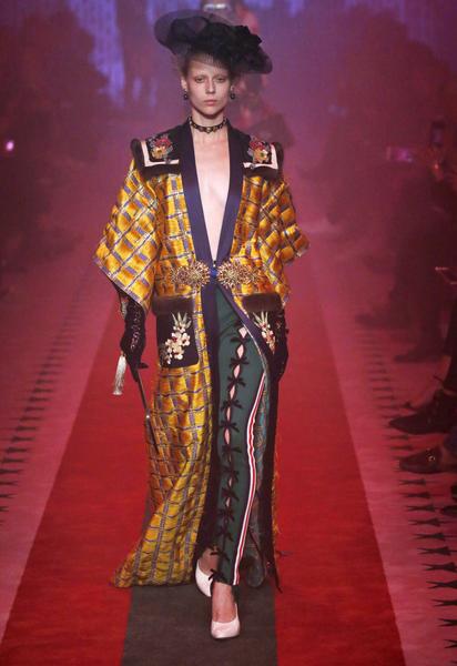 Коллекция Gucci прет-а-порте сезона весна-лето 2017 / © East News
