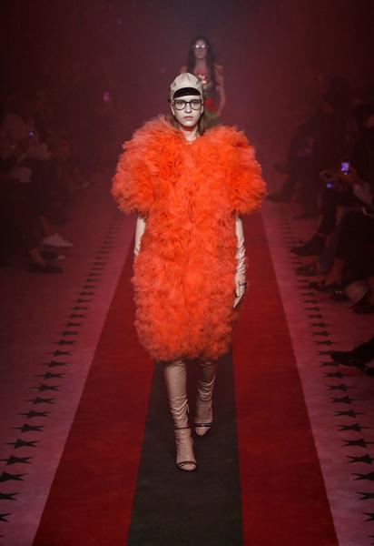 Коллекция Gucci прет-а-порте сезона весна-лето 2017 / © East News