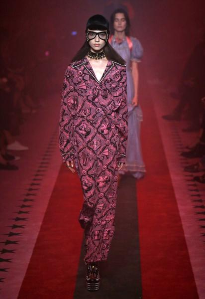 Коллекция Gucci прет-а-порте сезона весна-лето 2017 / © East News