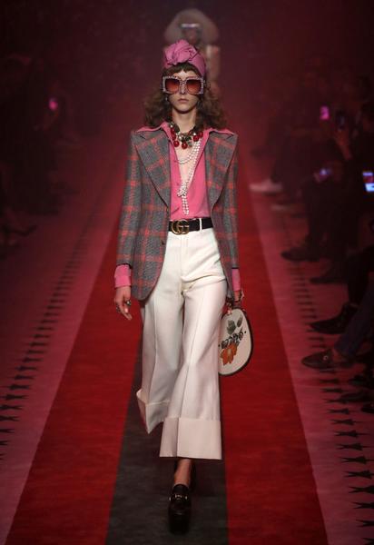 Коллекция Gucci прет-а-порте сезона весна-лето 2017 / © East News
