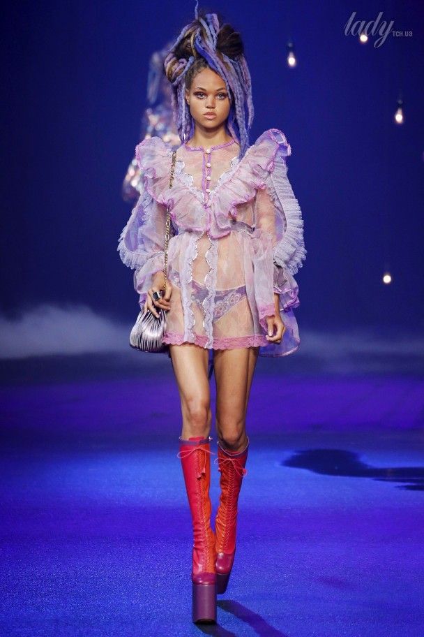 Коллекция Marc Jacobs &nbsp;прет-а-порте сезона весна-лето 2017 / © East News