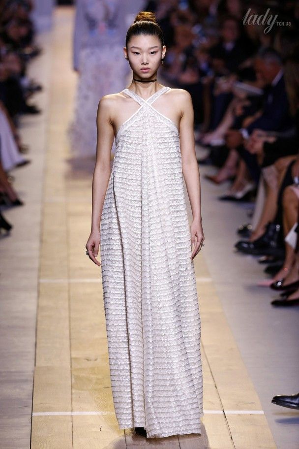 Коллекция Christian Dior прет-а-порте сезона весна-лето 2017 / © East News