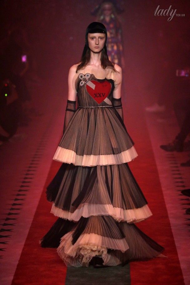 Коллекция Gucci прет-а-порте сезона весна-лето 2017 / © East News