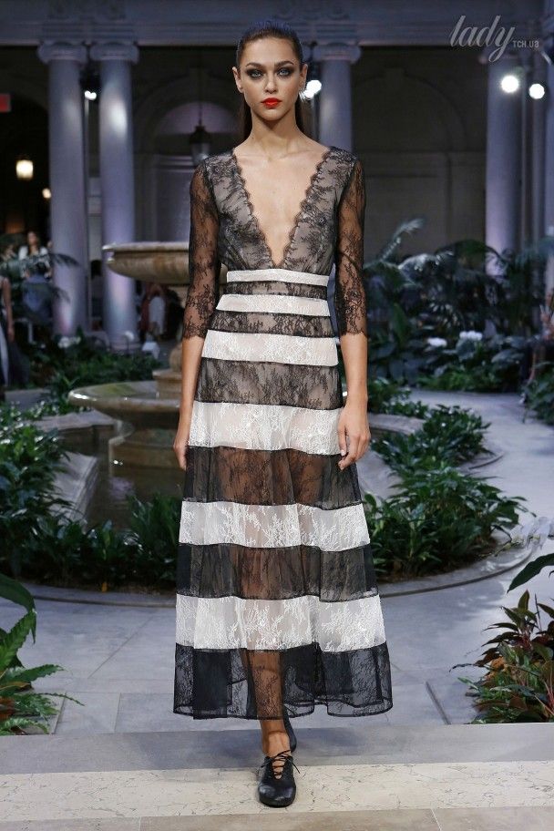 Коллекция Carolina Herrera прет-а-порте сезона весна-лето 2017 / © East News