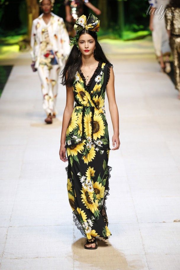 Коллекция Dolce&Gabbana &nbsp;прет-а-порте сезона весна-лето 2017 / © East News