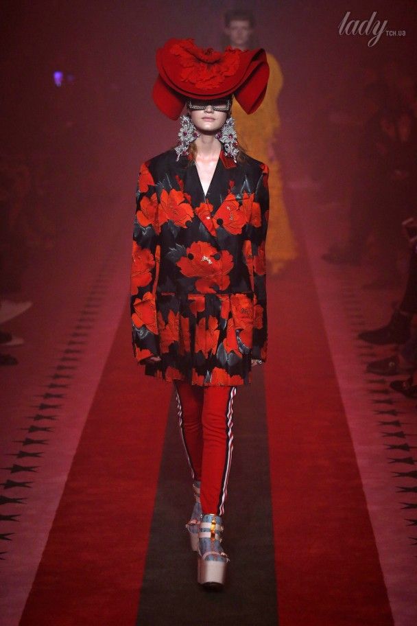Коллекция Gucci прет-а-порте сезона весна-лето 2017 / © East News
