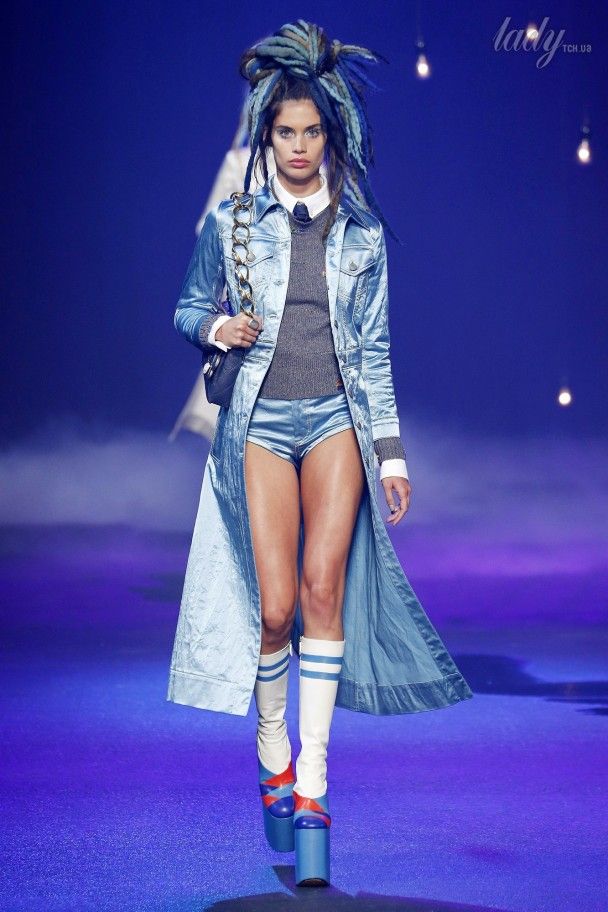 Коллекция Marc Jacobs &nbsp;прет-а-порте сезона весна-лето 2017 / © East News