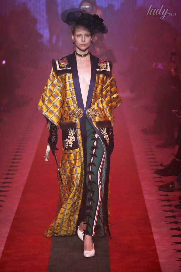 Коллекция Gucci прет-а-порте сезона весна-лето 2017 / © East News