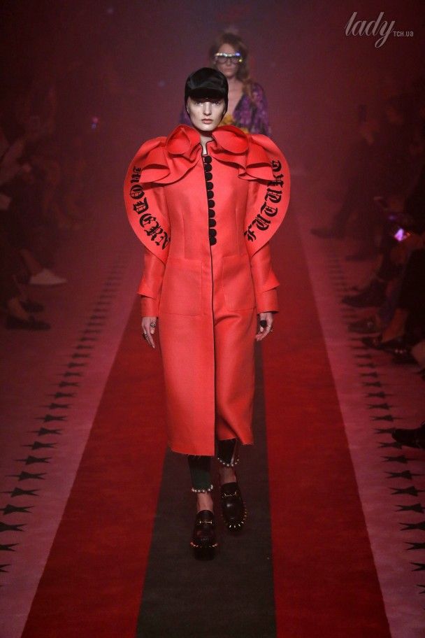 Коллекция Gucci прет-а-порте сезона весна-лето 2017 / © East News