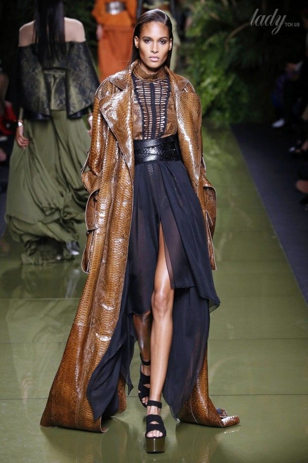Коллекция Balmain прет-а-порте сезона весна-лето 2017 / © East News