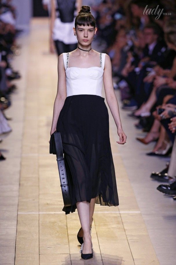 Коллекция Christian Dior прет-а-порте сезона весна-лето 2017 / © East News