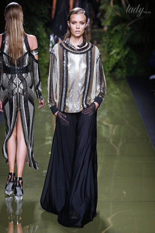 Коллекция Balmain прет-а-порте сезона весна-лето 2017 / © East News