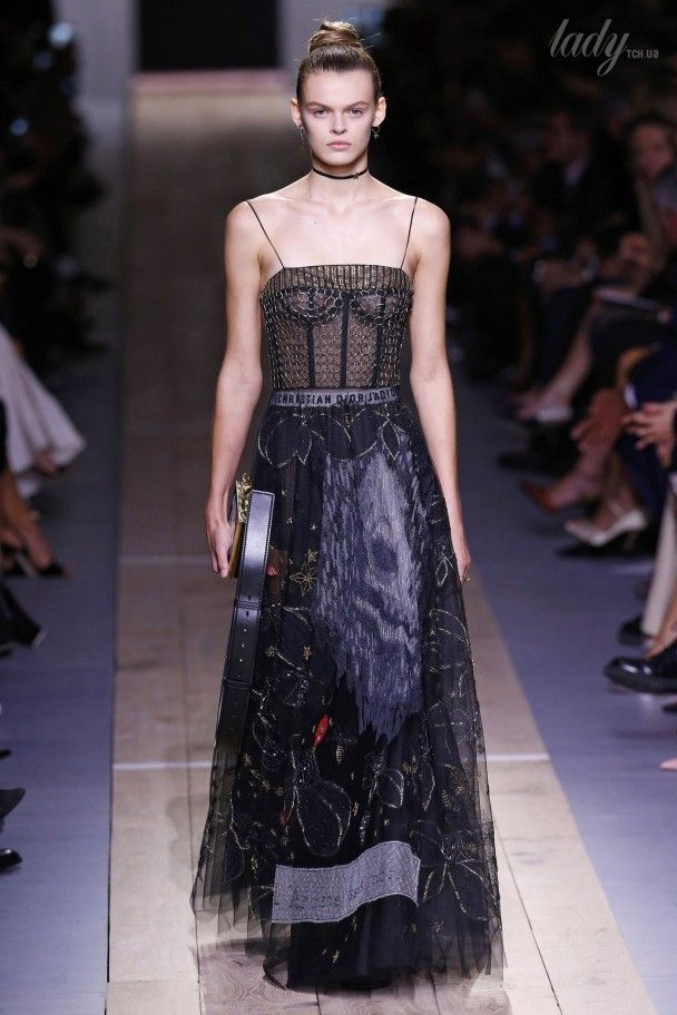 Коллекция Christian Dior прет-а-порте сезона весна-лето 2017 / © East News