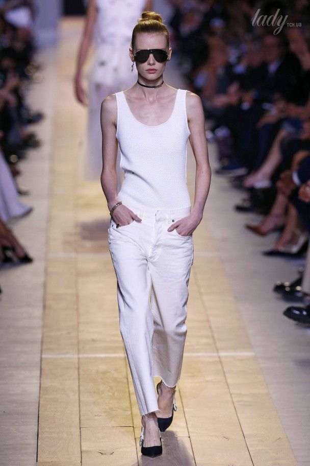 Коллекция Christian Dior прет-а-порте сезона весна-лето 2017 / © East News