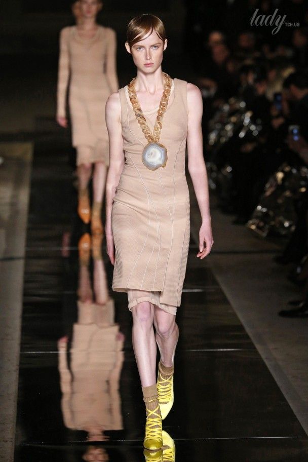 Коллекция Givenchy прет-а-порте сезона весна-лето 2017 / © East News