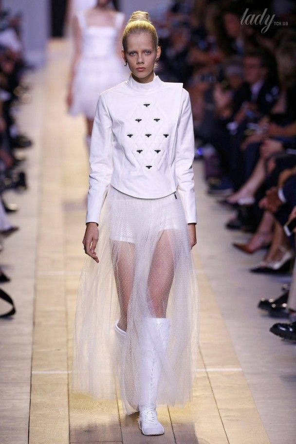 Коллекция Christian Dior прет-а-порте сезона весна-лето 2017 / © East News
