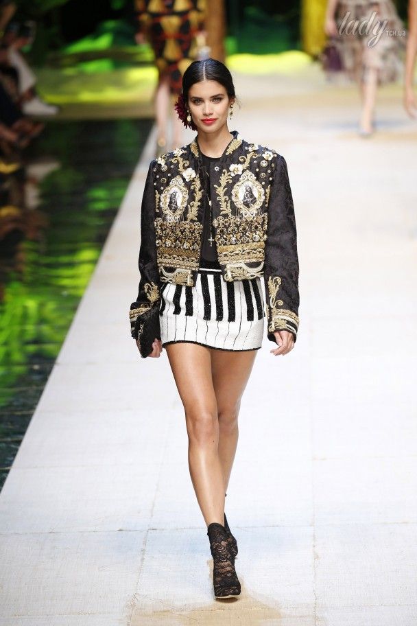 Коллекция Dolce&Gabbana &nbsp;прет-а-порте сезона весна-лето 2017 / © East News