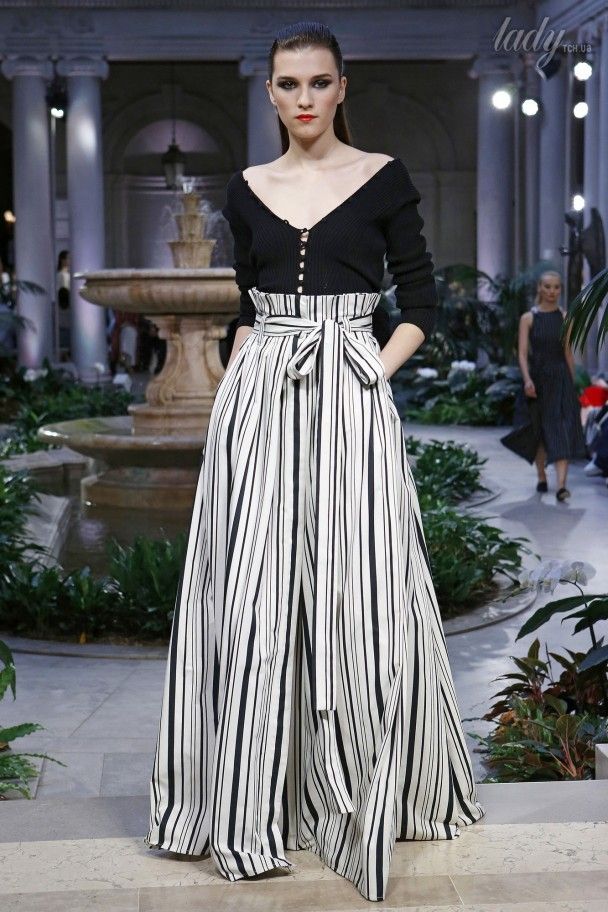 Коллекция Carolina Herrera прет-а-порте сезона весна-лето 2017 / © East News
