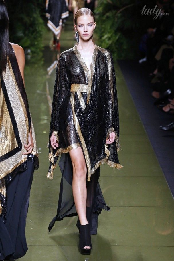 Коллекция Balmain прет-а-порте сезона весна-лето 2017 / © East News