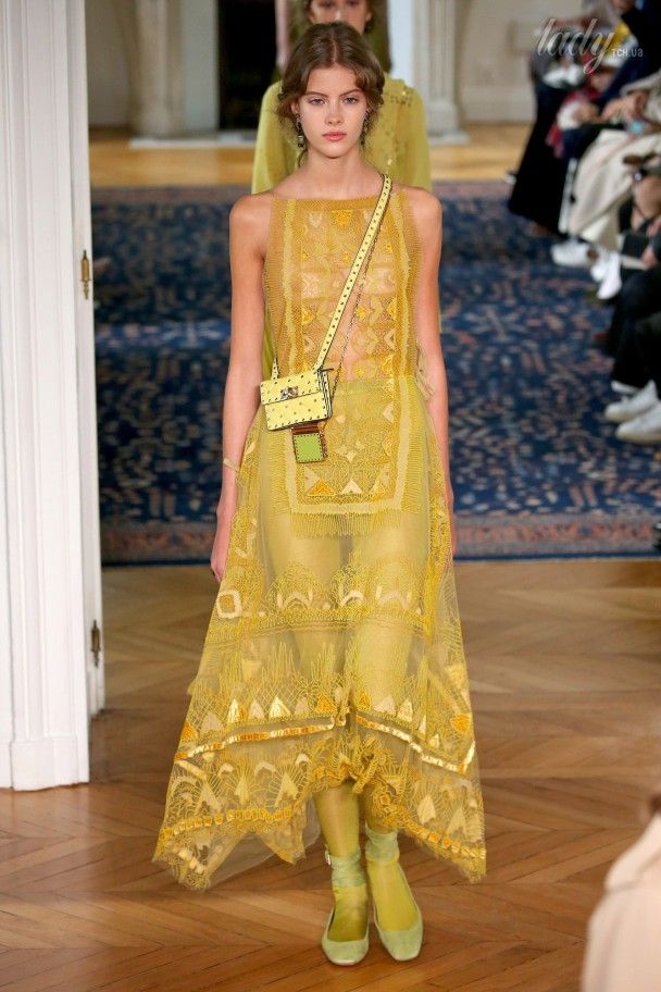Коллекция Valentino прет-а-порте сезона весна-лето 2017 / © East News