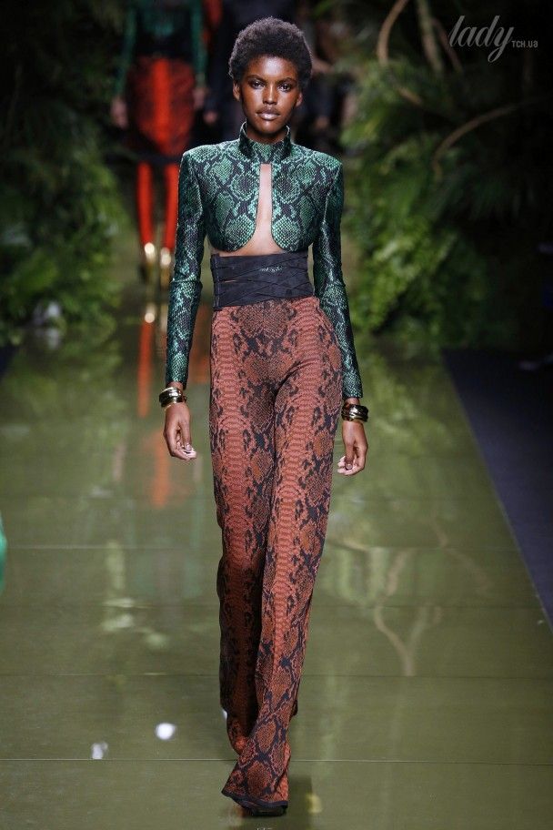 Коллекция Balmain прет-а-порте сезона весна-лето 2017 / © East News
