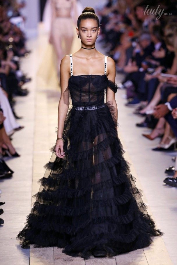 Коллекция Christian Dior прет-а-порте сезона весна-лето 2017 / © East News