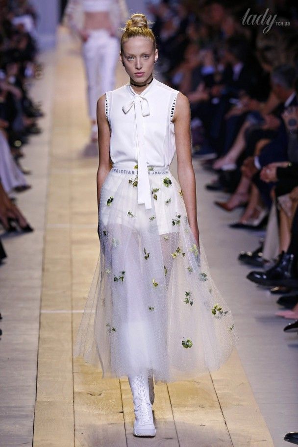 Коллекция Christian Dior прет-а-порте сезона весна-лето 2017 / © East News