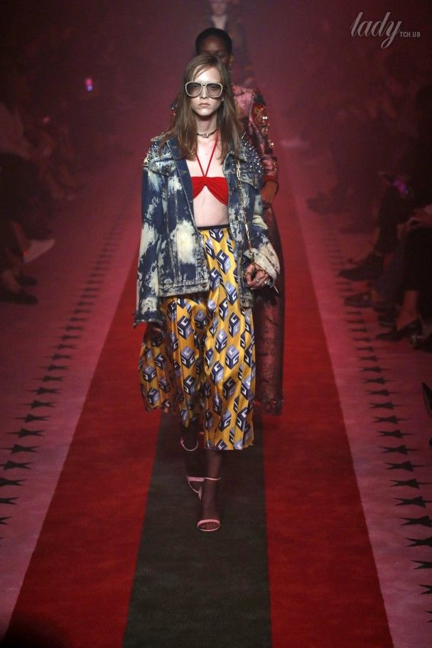 Коллекция Gucci прет-а-порте сезона весна-лето 2017 / © East News