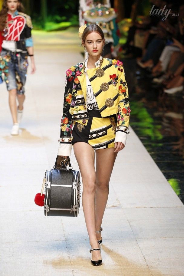 Коллекция Dolce&Gabbana &nbsp;прет-а-порте сезона весна-лето 2017 / © East News