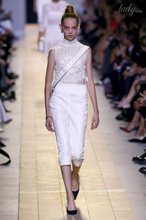 Коллекция Christian Dior прет-а-порте сезона весна-лето 2017 / © East News