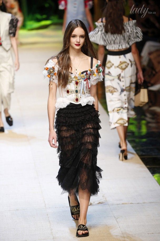 Коллекция Dolce&Gabbana &nbsp;прет-а-порте сезона весна-лето 2017 / © East News
