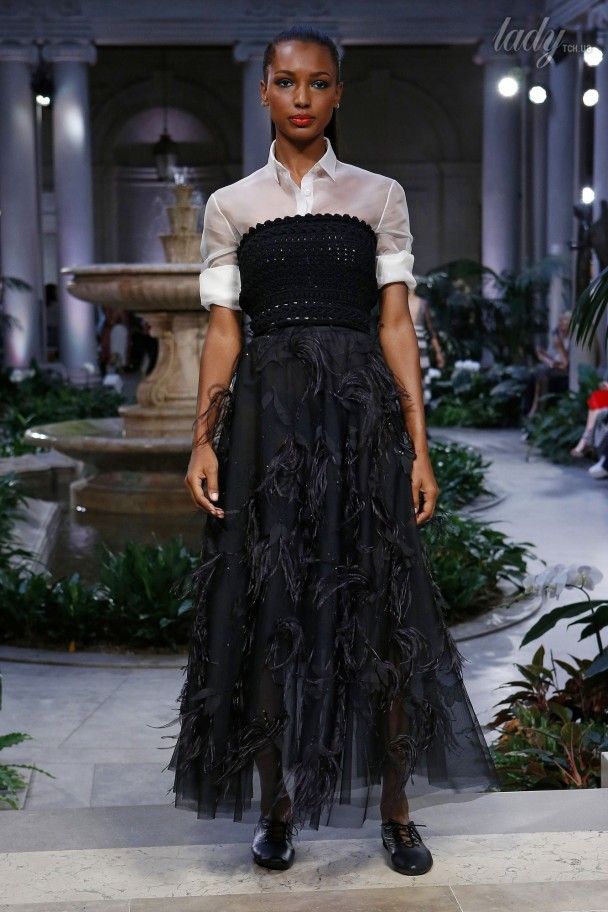 Коллекция Carolina Herrera прет-а-порте сезона весна-лето 2017 / © East News
