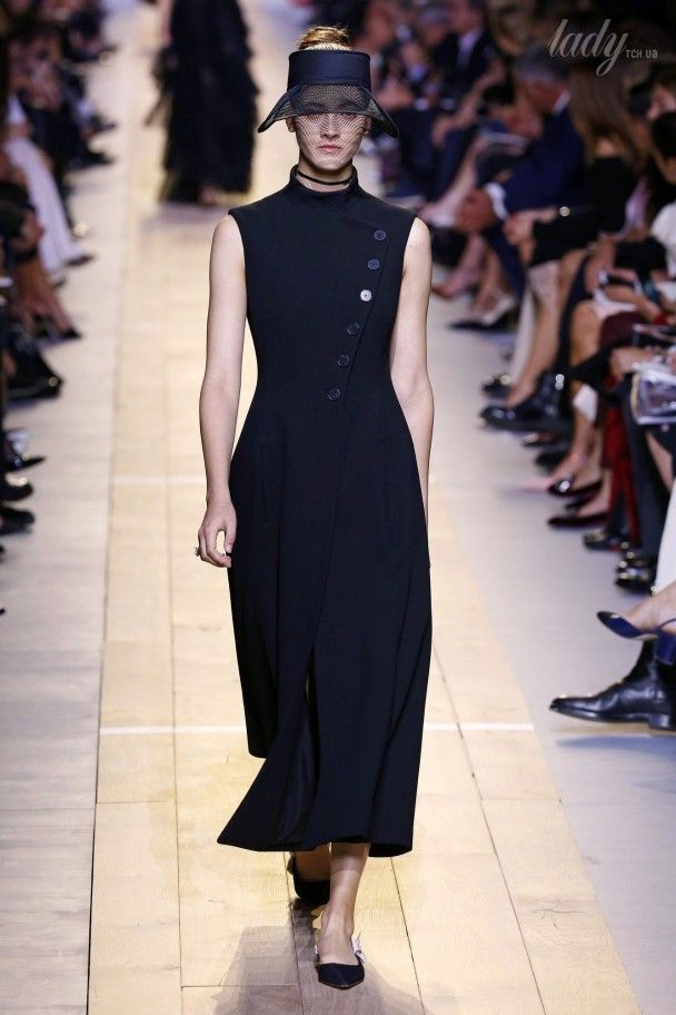 Коллекция Christian Dior прет-а-порте сезона весна-лето 2017 / © East News