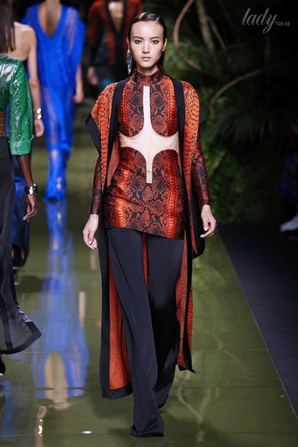 Коллекция Balmain прет-а-порте сезона весна-лето 2017 / © East News