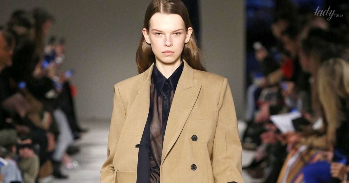 Коллекция Victoria Beckham прет-а-порте сезона осень-зима 2017-2018