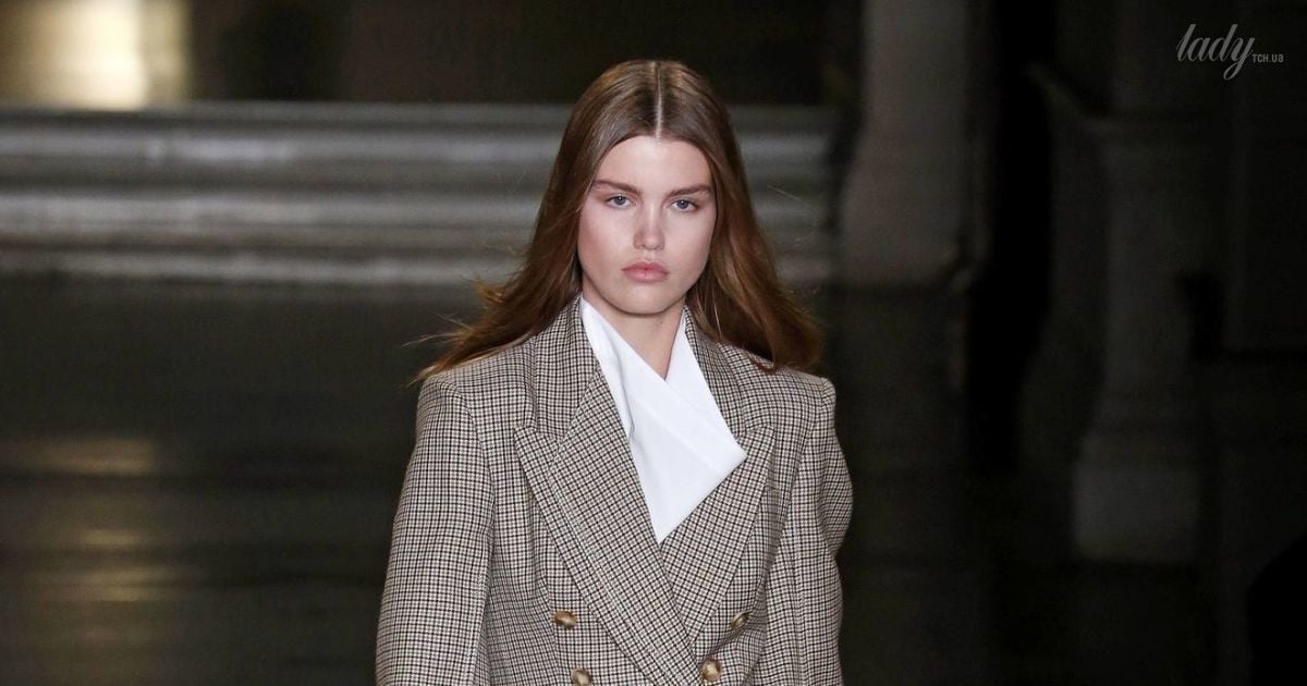 Коллекция Stella McCartney прет-а-порте сезона осень-зима 2017-2018