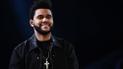 Бойфренд Селены Гомес The Weeknd позировал в объятиях Ирины Шейк и Адрианы Лимы