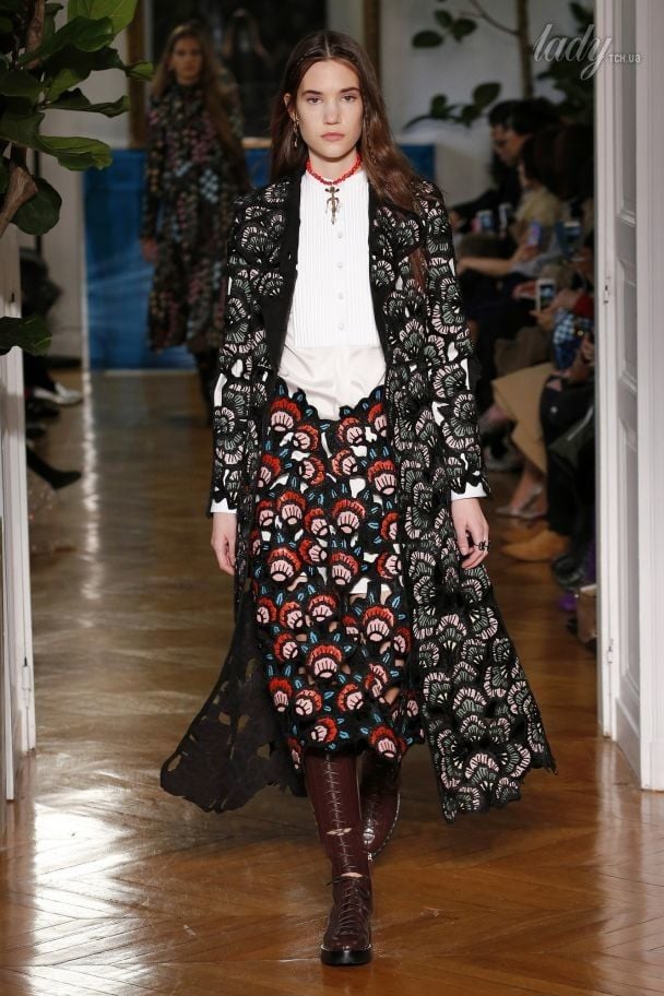 Коллекция Valentino прет-а-порте сезона осень-зима 2017-2018 / © East News