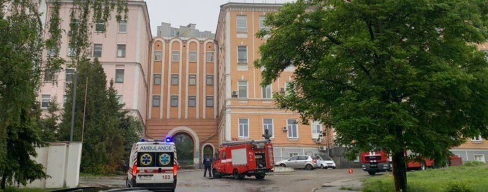 В Олександрівській лікарні Києва сталася пожежа - евакуювали 15 людей