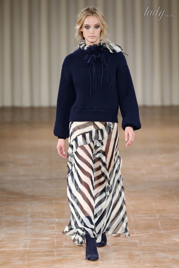 Коллекция Alberta Ferretti прет-а-порте сезона осень-зима 2017-2018 / © East News