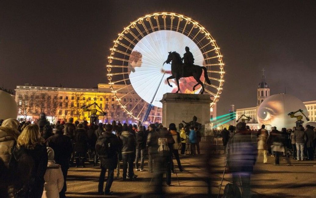 Фестиваль света ежегодно шокирует туристов / © Правда.if.ua