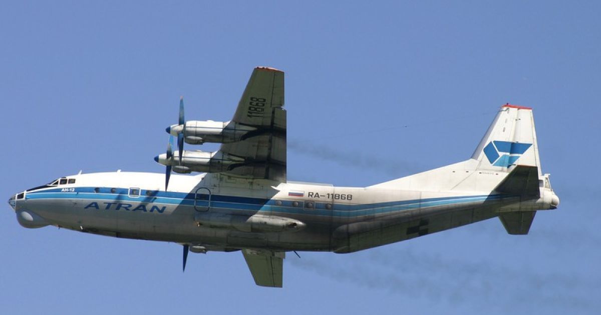 Під Іркутськом впав транспортний Ан-12, є жертви
