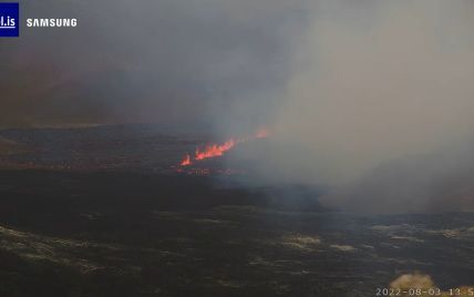 В Ісландії почалося виверження вулкана поблизу головного аеропорту країни: відео
