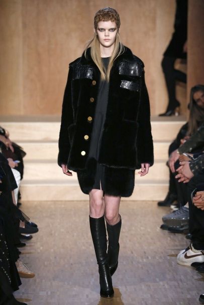 Коллекция Givenchy прет-а-порте сезона осень-зима 2016-2017 / © East News