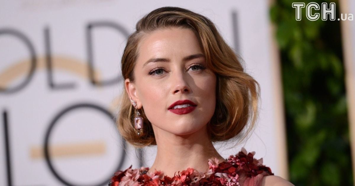 Эмбер Херд закрутила роман с экс-дублером Дуэйна "Скалы" Джонсона – СМИ