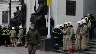 Правоохоронці біля будівлі Верховної Ради_10 / © ТСН.ua