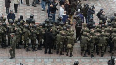 Правоохоронці біля будівлі Верховної Ради_11 / © ТСН.ua