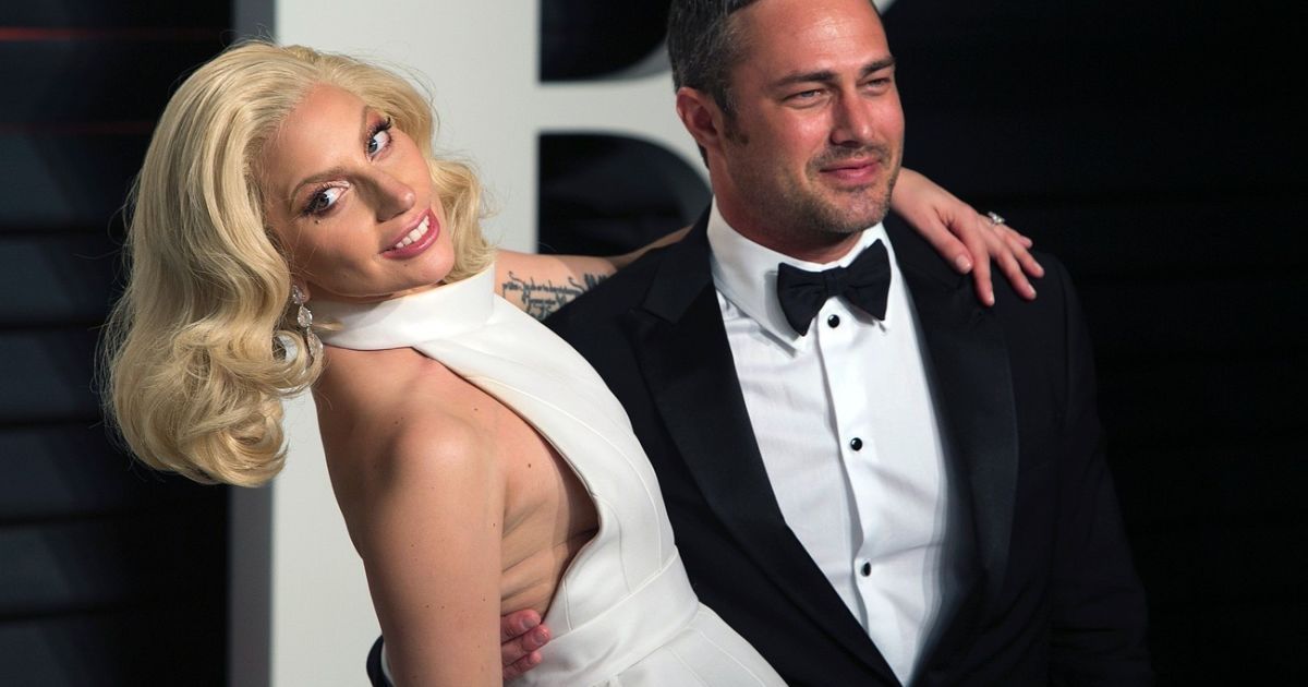 Леді Гага і Тейлор Кінні